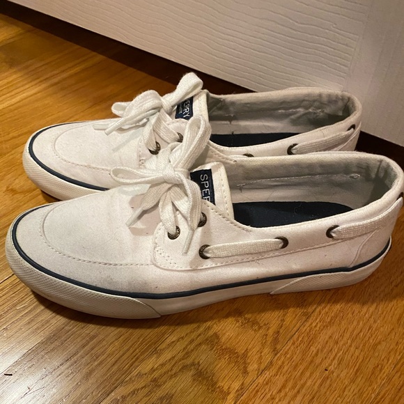 Women’s Sperry’s Size 7.5 - Picture 2 of 4
